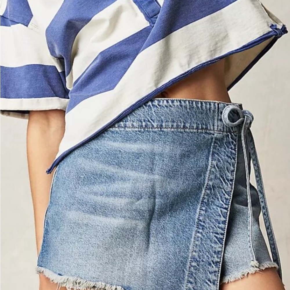 We The Free Light Blue Denim Tie Skort